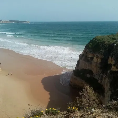 Your Walking Distance From Stunning Beaches Apartment Portimao